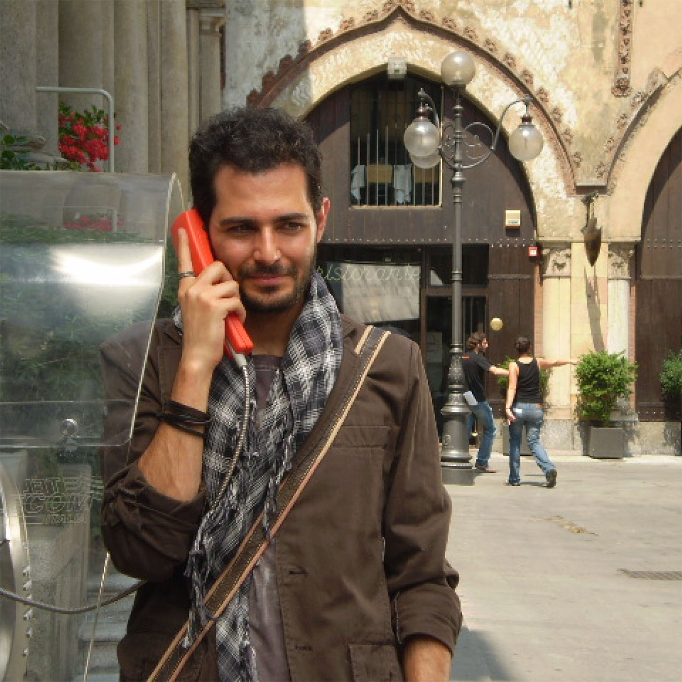 Brando Mehdi Mahdloo Torkaman in Che Bella Giornata as Sufien